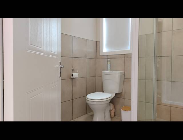 6 BEDROOM GATED ESTATE FOR SALE IN NATURE ON SEA